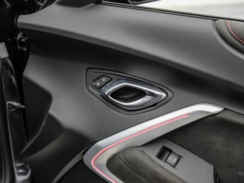 Used 2018 Chevrolet Camaro ZL1 RWD image 89