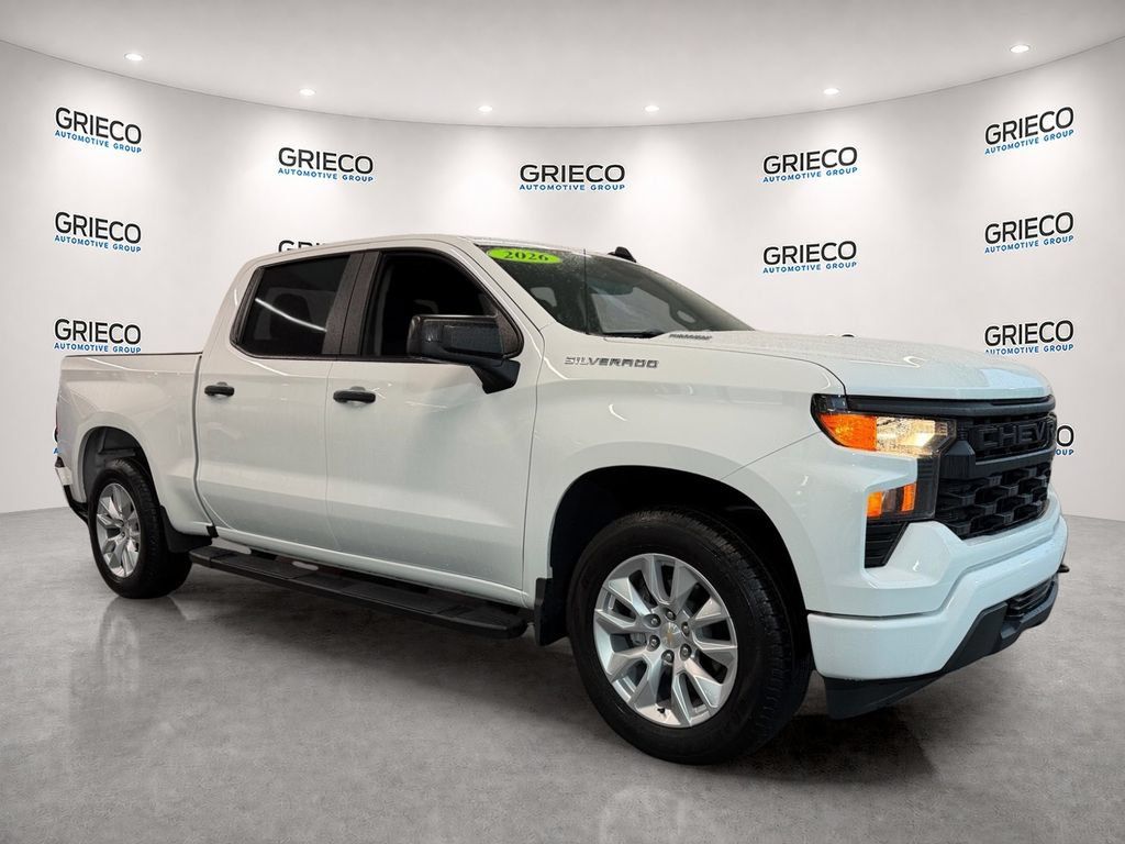 Used 2026 Chevrolet Silverado 1500 Custom RWD image 1