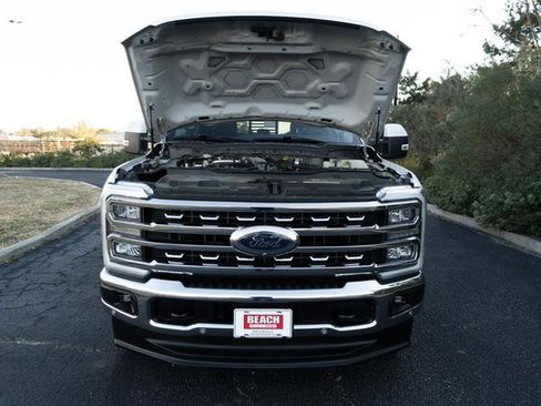 Used 2023 Ford F350 Lariat w/ Lariat Ultimate Package image 9