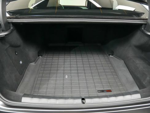 Used 2024 BMW i7 M70 w/ Executive Package AWD/4WD image 13