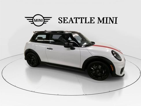 New 2026 MINI Cooper S image 13