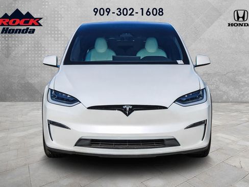 Used 2022 Tesla Model X Plaid image 2