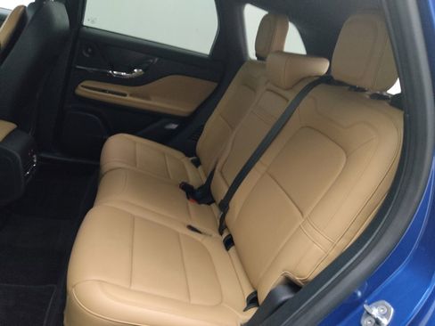 Used 2021 Lincoln Corsair Reserve w/ Equipment Group 201A image 18