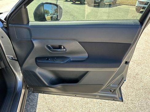 New 2026 Nissan Kicks S image 14