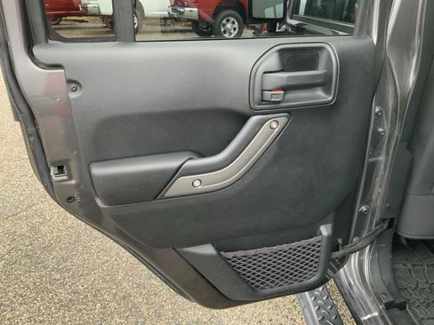 Used 2017 Jeep Wrangler Unlimited Sport w/ Quick Order Package 24S image 40