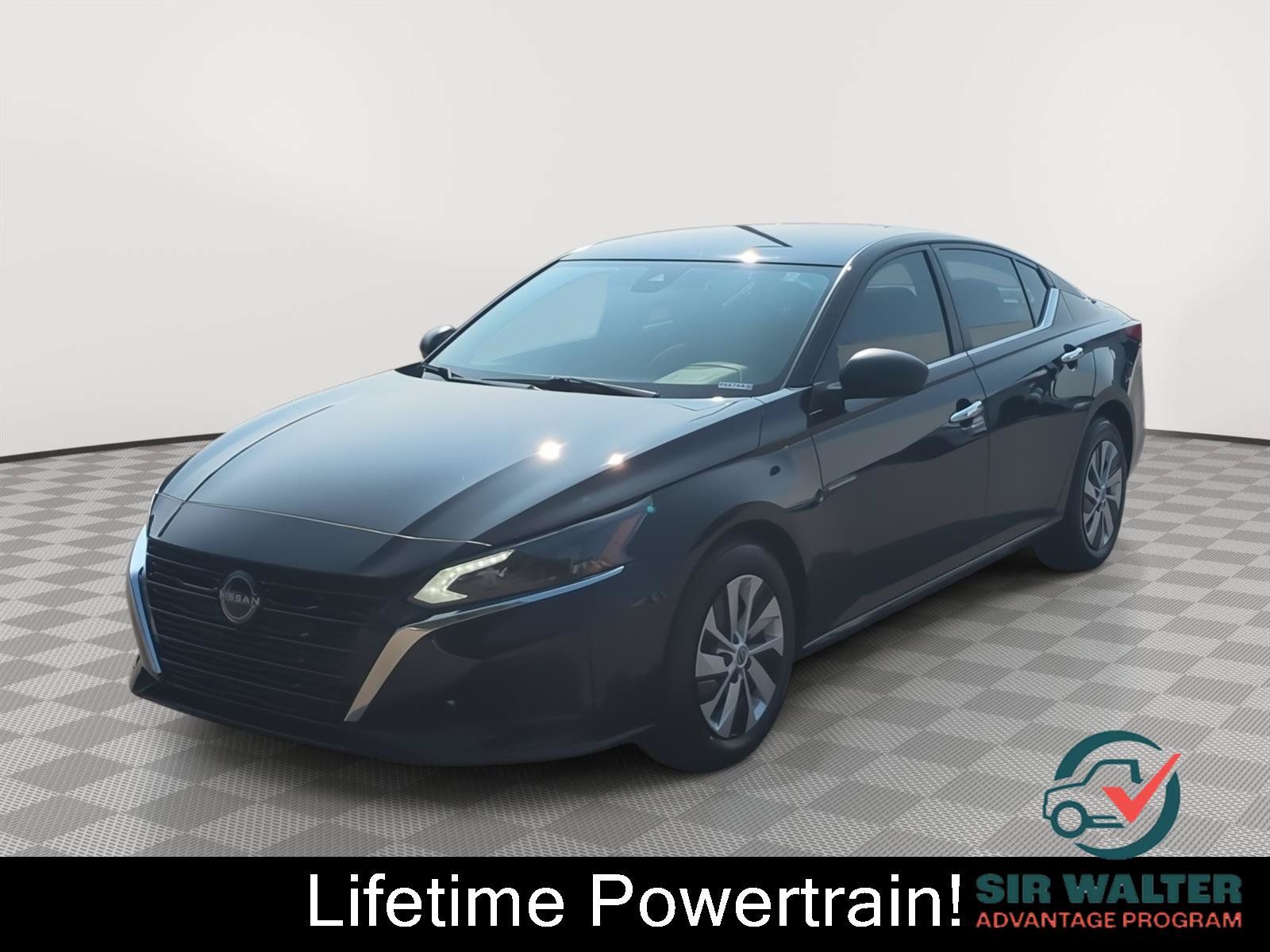 Used 2024 Nissan Altima 2.5 S FWD image 1