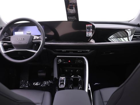New 2026 Audi Q5 Premium image 8