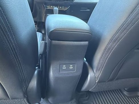 New 2026 Nissan Kicks SR image 25