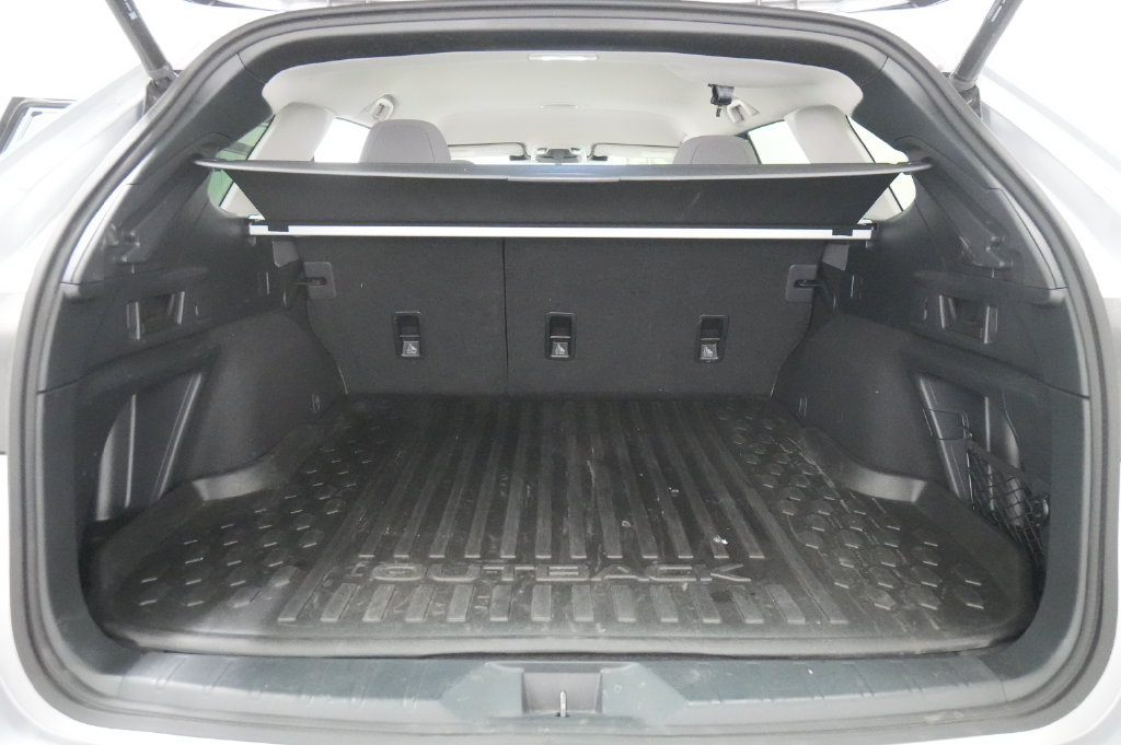 Used 2023 Subaru Outback Premium AWD/4WD image 21