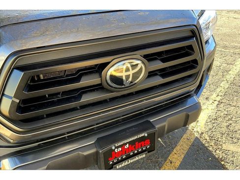 Used 2022 Toyota Tacoma SR image 31