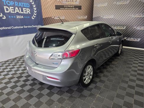 Used 2013 MAZDA MAZDA3 i Touring image 15