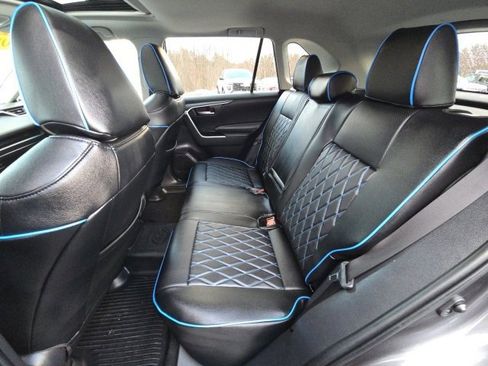 Used 2024 Toyota RAV4 XLE w/ Convenience Package image 24