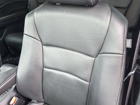 Used 2023 Honda Passport EX-L image 23