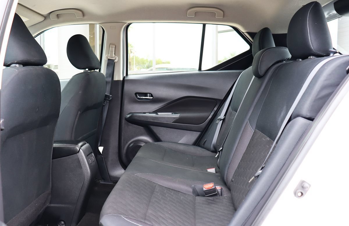 Used 2023 Nissan Kicks SV FWD image 30