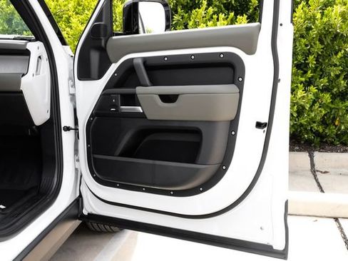 New 2026 Land Rover Defender 110 S AWD/4WD image 54