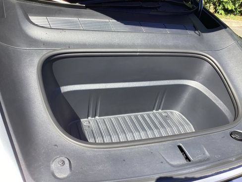 Used 2026 Tesla Model Y AWD image 23