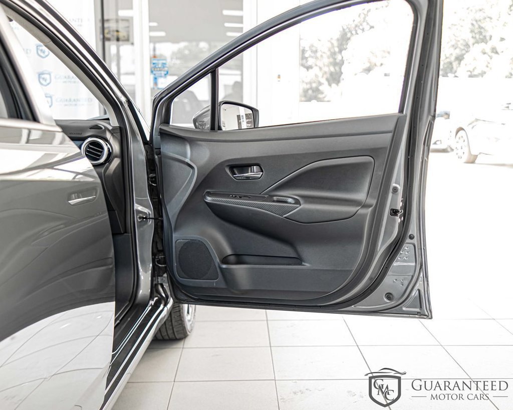 Used 2025 Nissan Versa SV FWD image 37