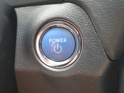 Used 2021 Toyota RAV4 XSE AWD/4WD image 15