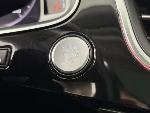 Used 2018 Audi Q7 3.0T Prestige image 23