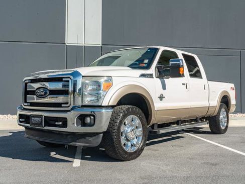 Used 2014 Ford F250 Lariat w/ Lariat Ultimate Package image 2
