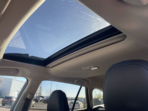 Used 2025 Subaru Outback Onyx Edition image 12