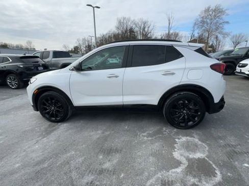 Used 2024 Buick Encore GX Sport Touring w/ Experience Buick Package image 5