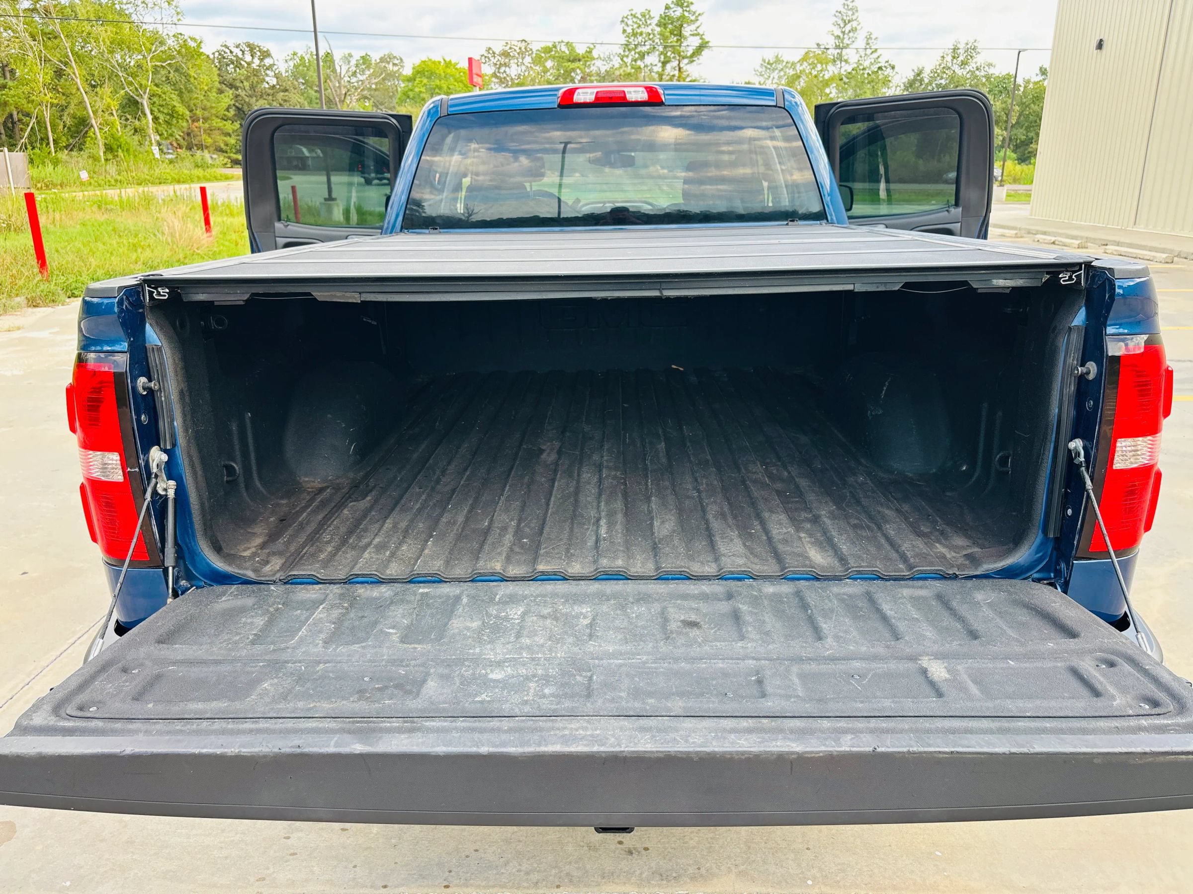Used 2016 GMC Sierra 1500 SLE w/ SLE Value Package AWD/4WD image 22