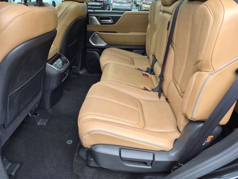 Used 2025 INFINITI QX80 Sensory AWD/4WD image 25