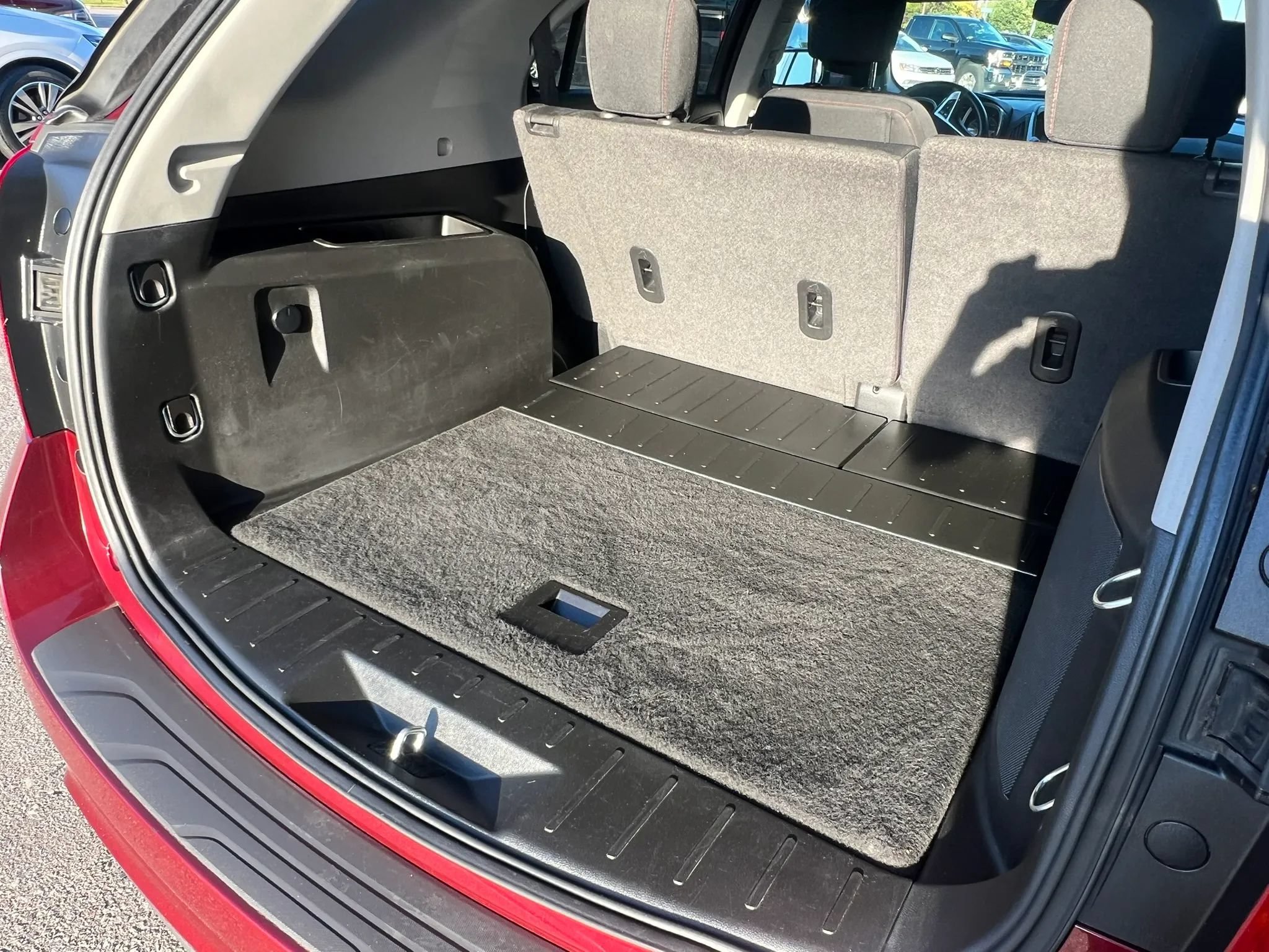 Used 2017 Chevrolet Equinox LT w/ Convenience Package FWD image 9
