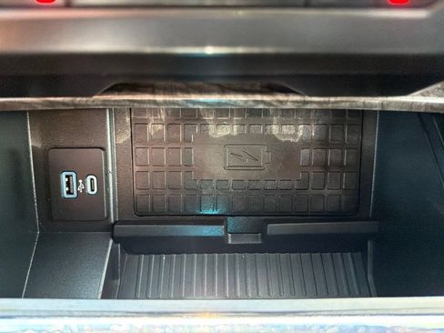 Used 2020 Ford Expedition Limited AWD/4WD image 47