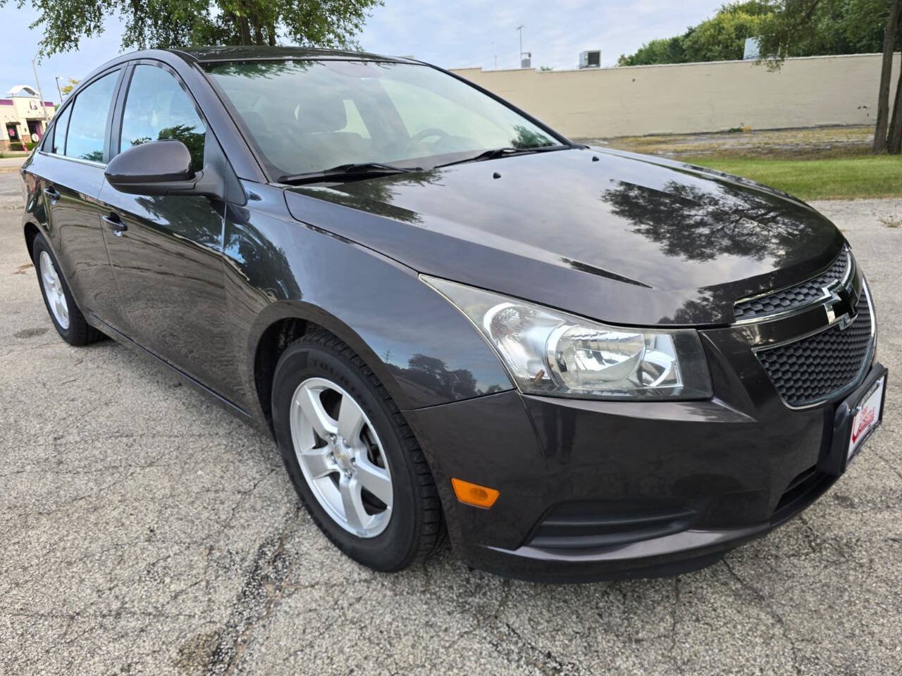 Used 2014 Chevrolet Cruze LT w/ All-Star Edition FWD image 3