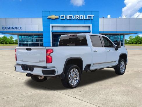 Used 2024 Chevrolet Silverado 2500 High Country AWD/4WD image 4