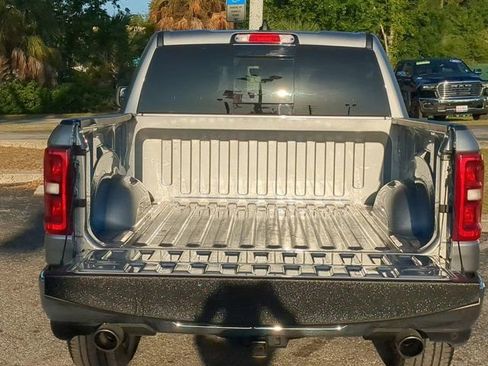 Used 2025 RAM 1500 Big Horn AWD/4WD image 12