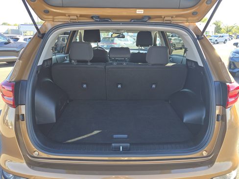 Used 2020 Kia Sportage LX image 12