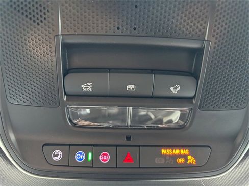 New 2026 Chevrolet Equinox EV RS image 29