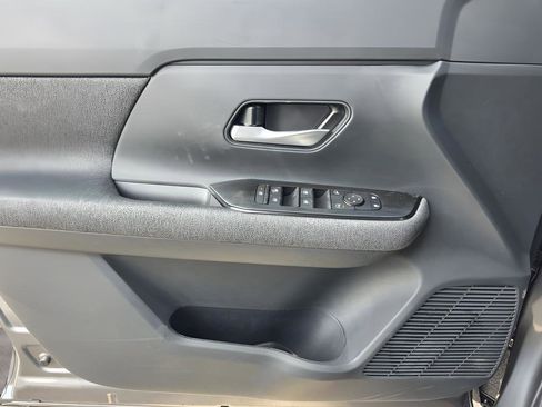 New 2026 Nissan Kicks SV FWD image 13