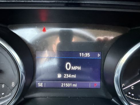 Used 2023 Buick Encore GX Select w/ Sport Touring Package image 14