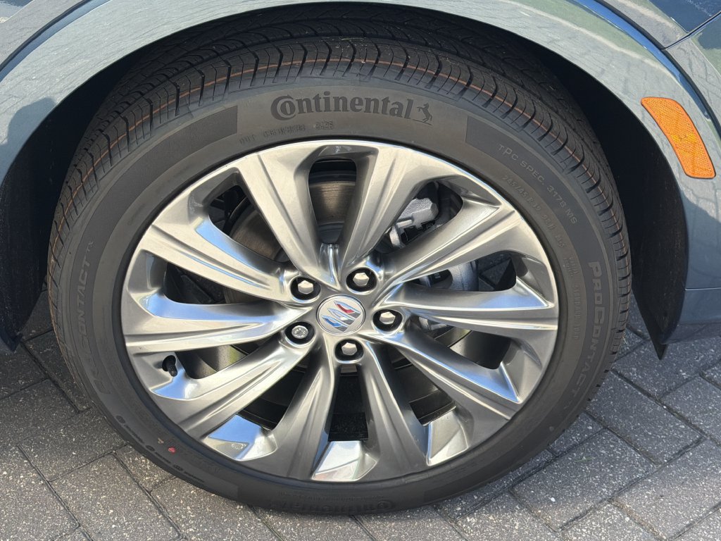New 2026 Buick Envista Sport Touring FWD image 10