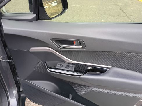 Used 2021 Toyota C-HR Nightshade image 17