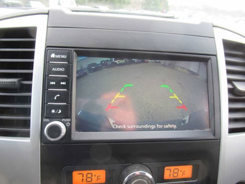 Used 2021 Nissan Frontier SV image 26