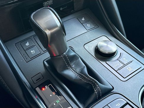Used 2022 Lexus IS 350 F Sport image 17