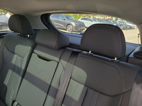 New 2026 Audi Q3 quattro 2.0T AWD/4WD image 27