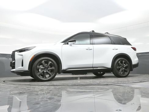 New 2026 INFINITI QX60 Autograph w/ Dark Cargo Package image 26