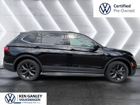 Certified 2023 Volkswagen Tiguan SE w/ Panoramic Sunroof Package AWD/4WD image 5