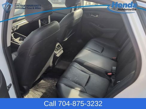 Used 2023 Honda Accord Touring image 14