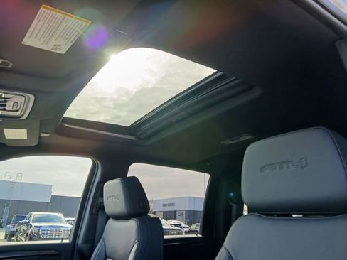 New 2026 GMC Sierra 2500 AT4 image 27