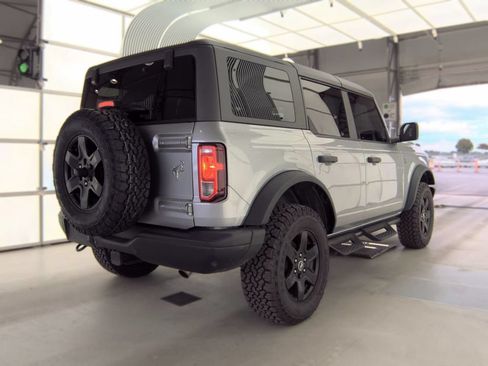Used 2024 Ford Bronco Black Diamond AWD/4WD image 6