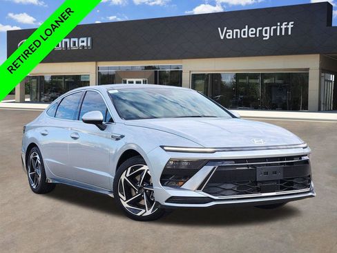 New 2025 Hyundai Sonata SEL image 1