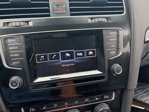 Used 2015 Volkswagen GTI Autobahn image 19