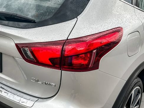 Used 2018 Nissan Rogue Sport SL w/ SL Premium Package AWD/4WD image 8